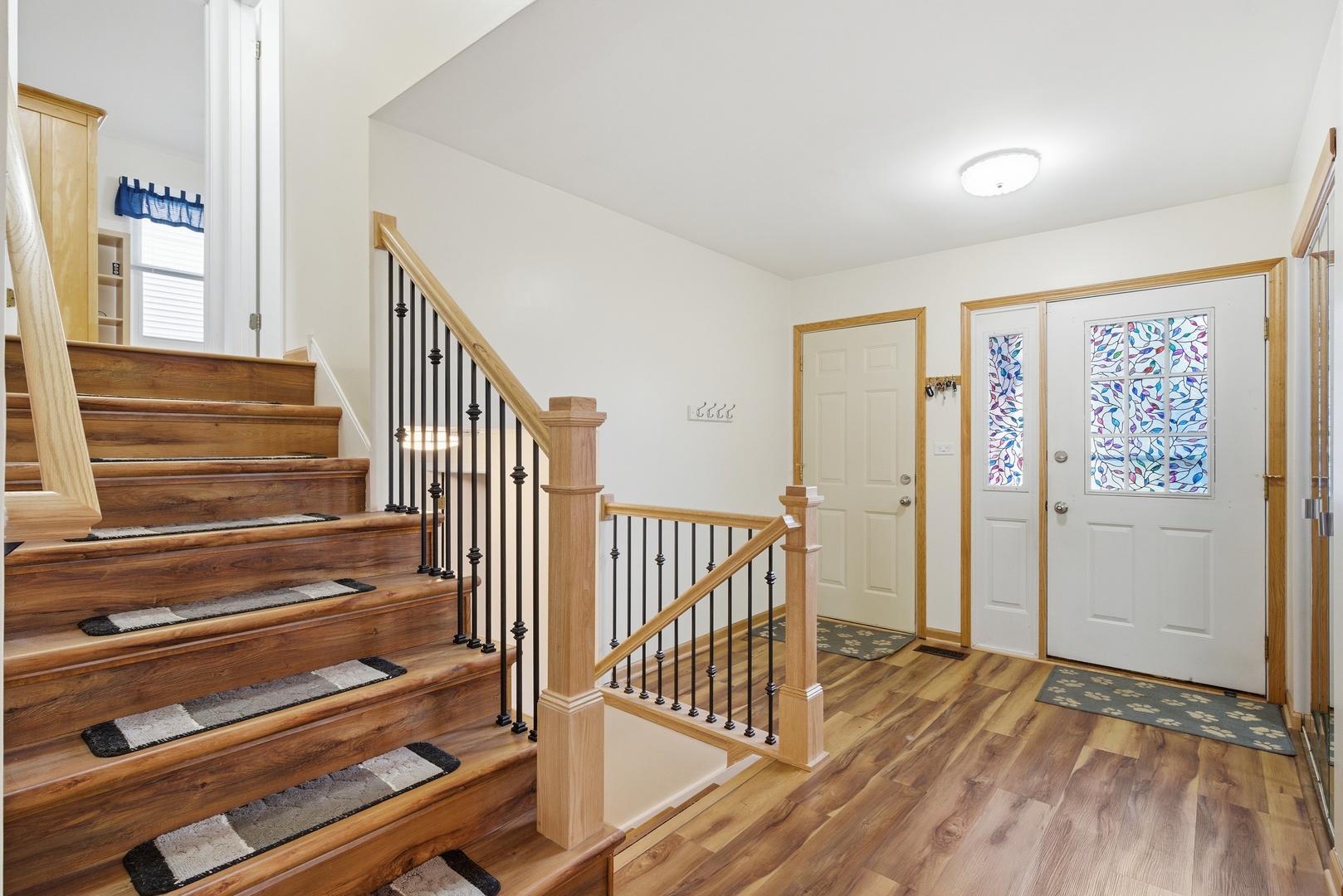 1375 Borden Drive, Elgin, IL 60120