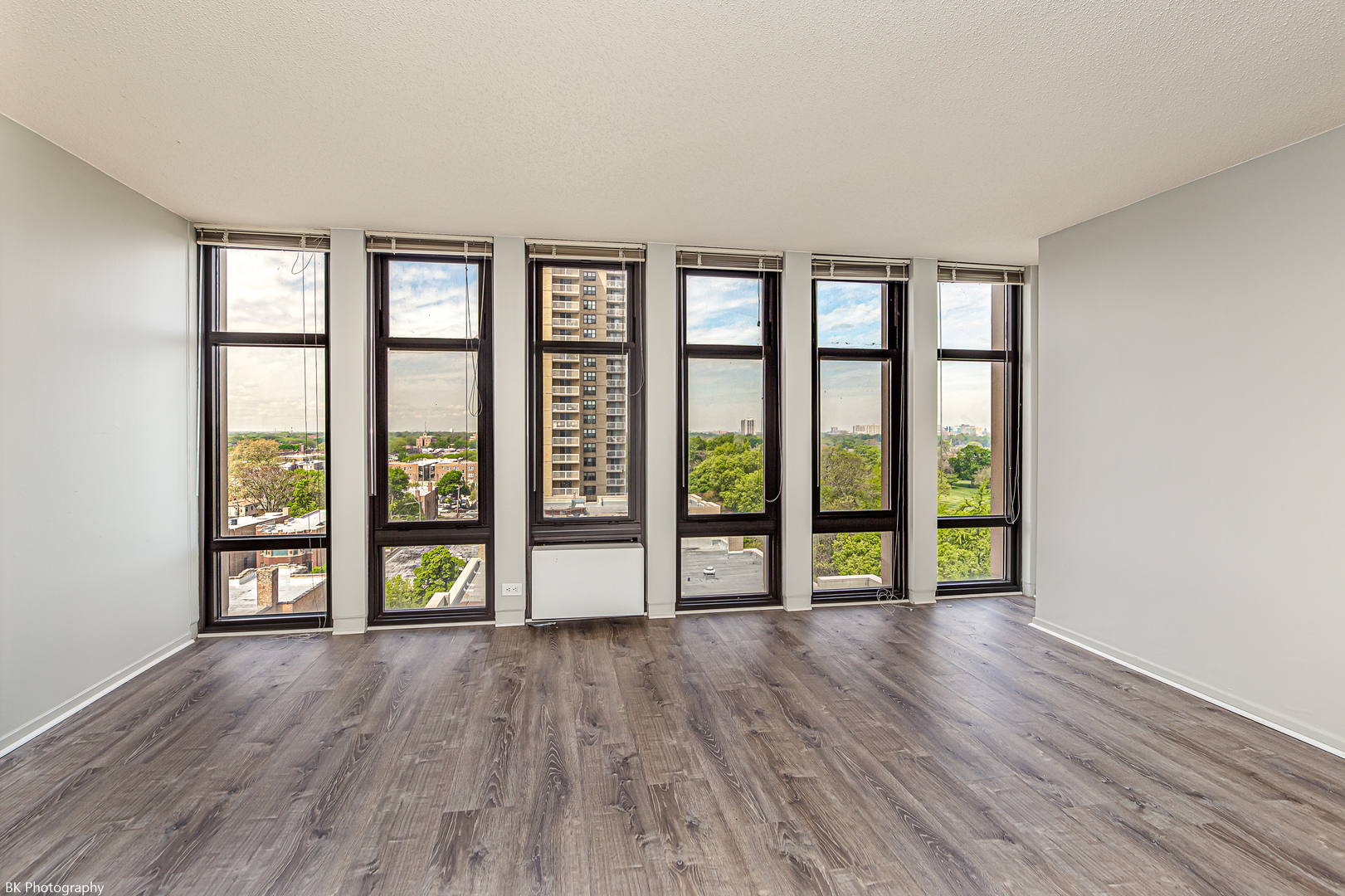 6700 S South Shore Drive #10G, Chicago, IL 60649