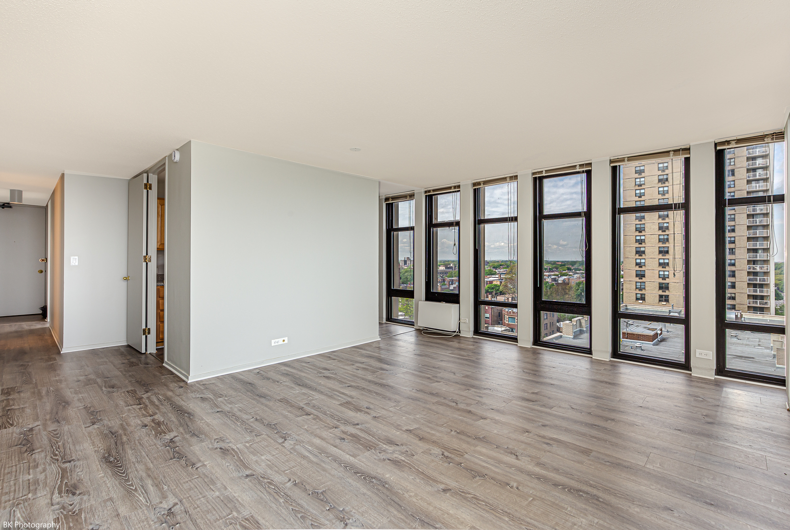 6700 S South Shore Drive #10G, Chicago, IL 60649