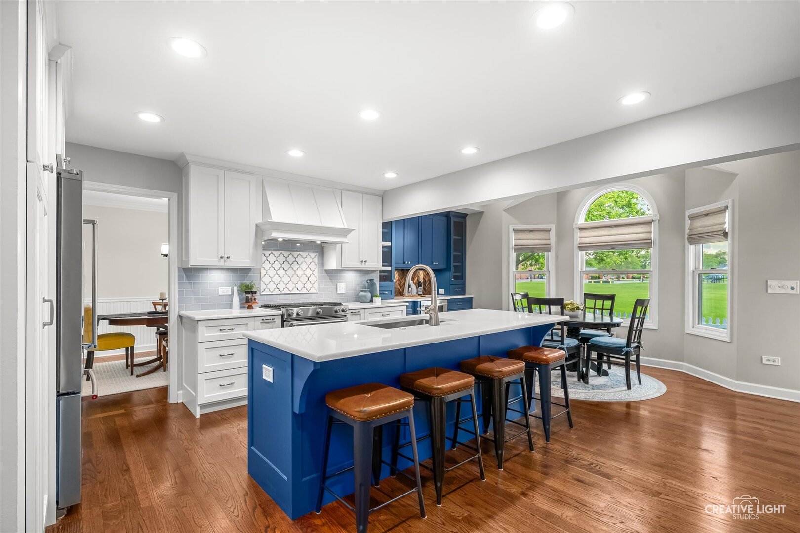 2576 Leach Drive, Naperville, IL 60564