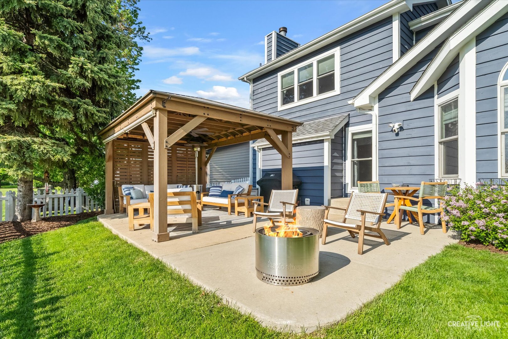 2576 Leach Drive, Naperville, IL 60564