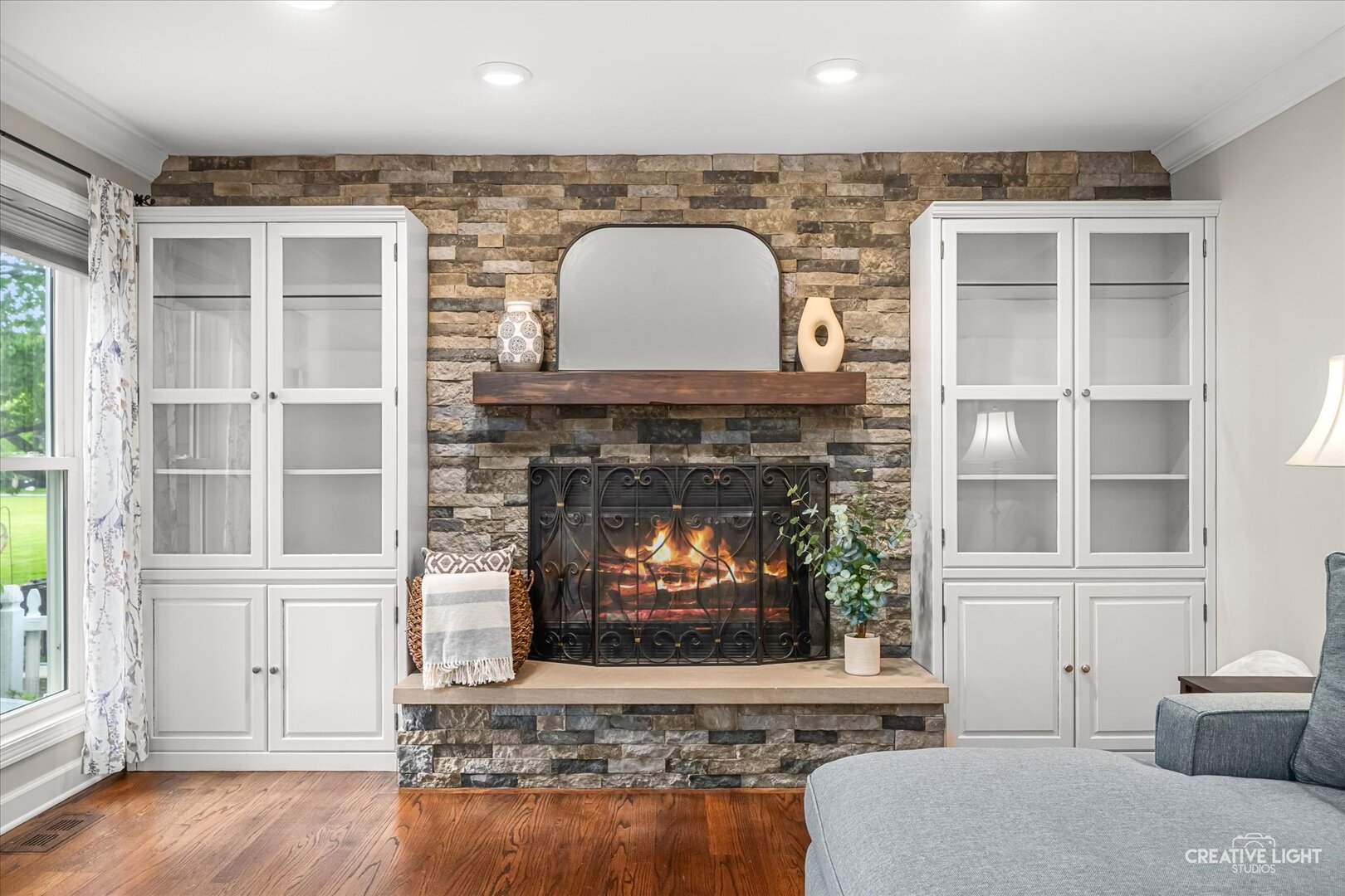 2576 Leach Drive, Naperville, IL 60564