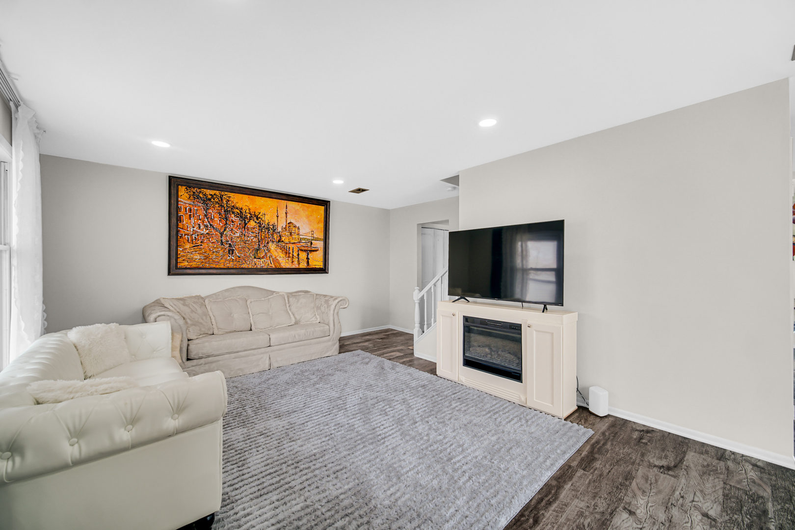 611 Kendall Court, Schaumburg, IL 60194