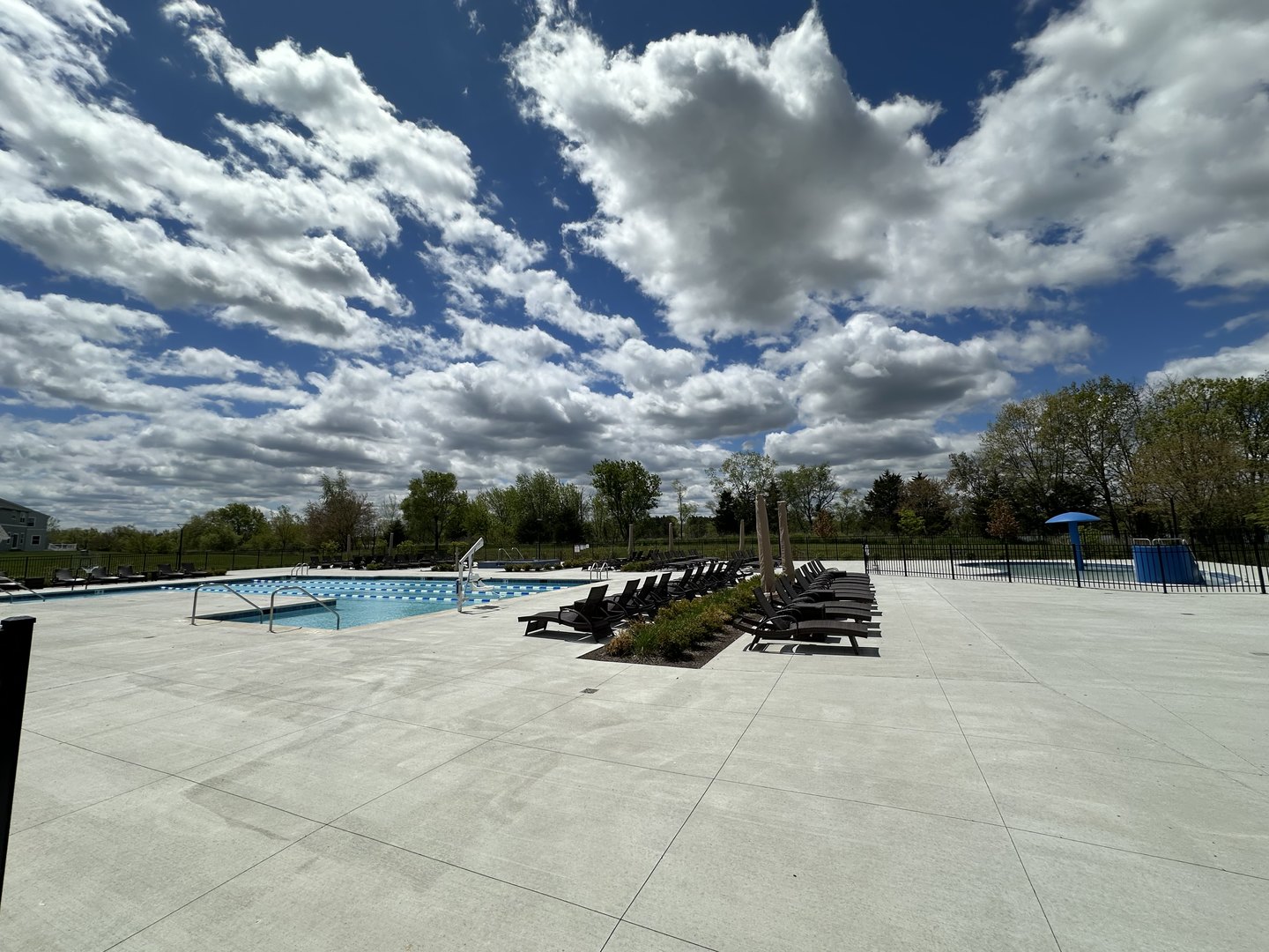 1013 Club Lake Drive, Antioch, IL 60002
