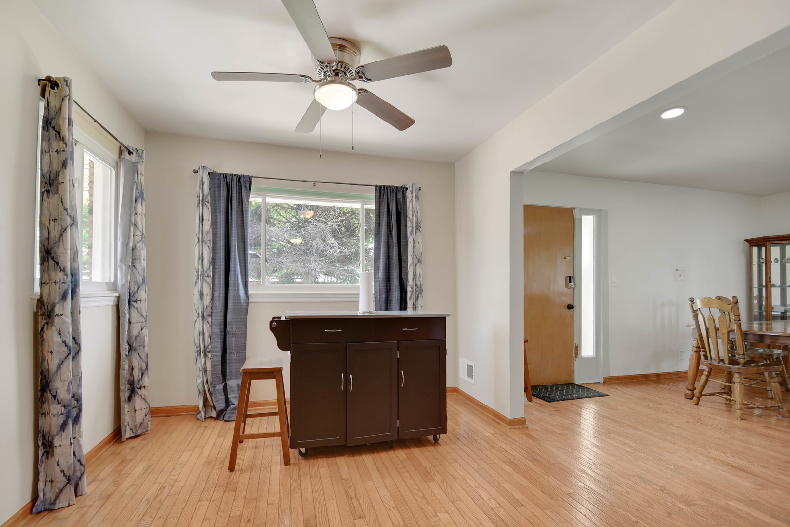 801 N Alann Drive, Joliet, IL 60435