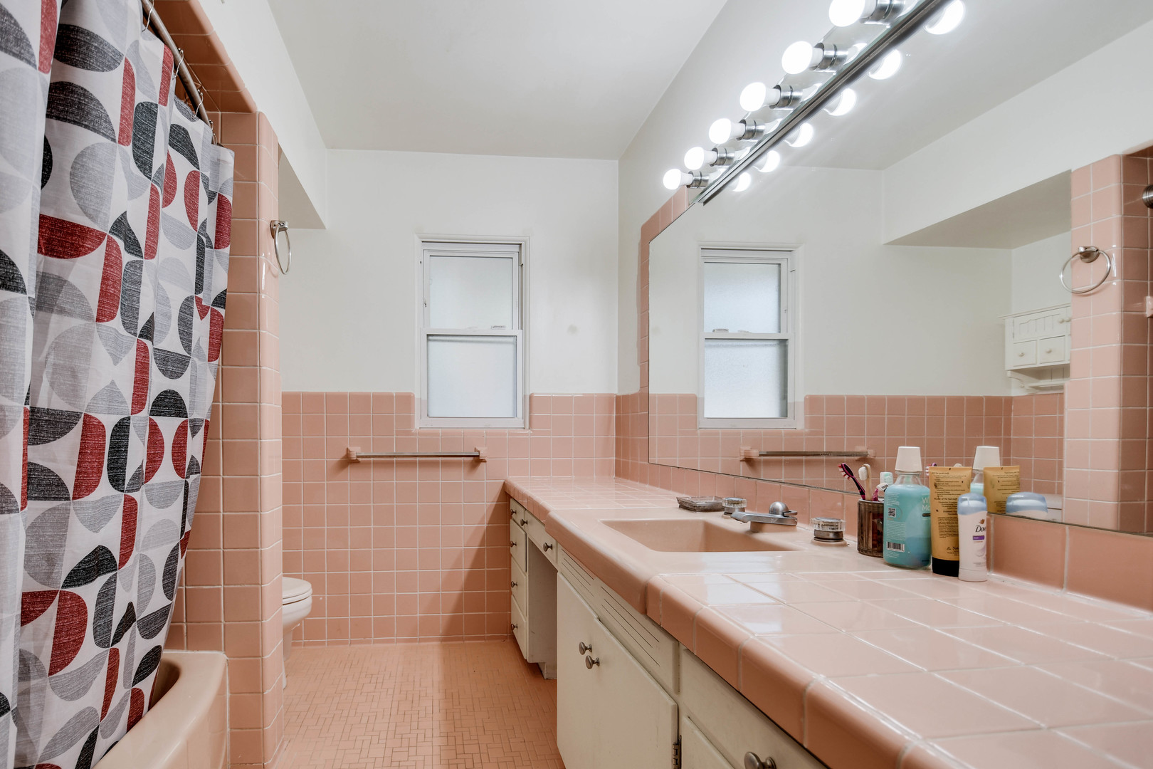 801 N Alann Drive, Joliet, IL 60435