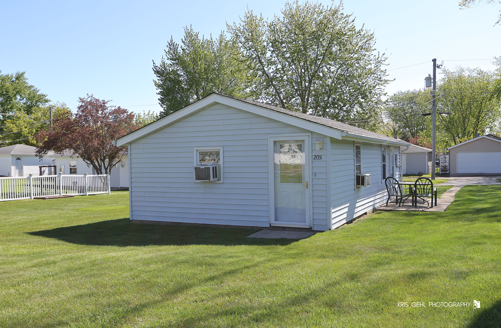 2031 Gilboa Avenue, Zion, IL 60099