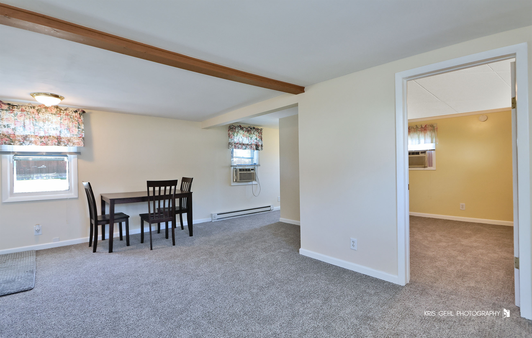 2031 Gilboa Avenue, Zion, IL 60099