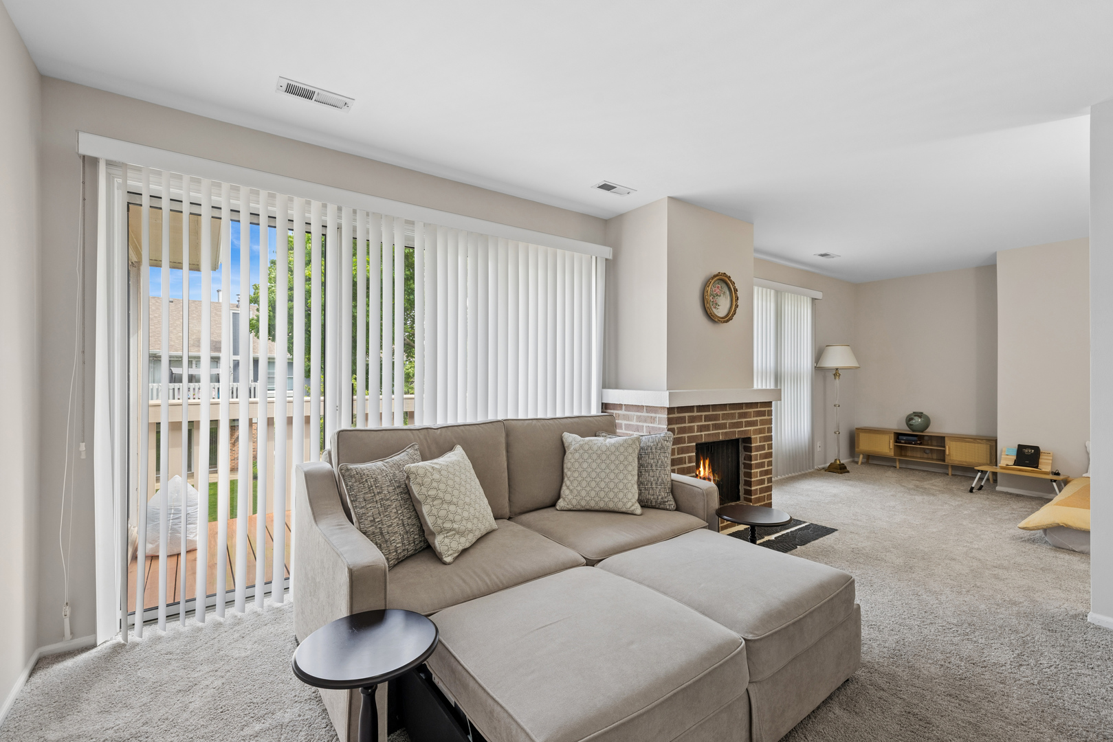 240 Southwick Court #240, Vernon Hills, IL 60061