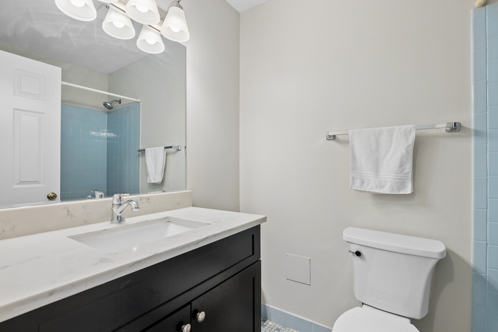 240 Southwick Court #240, Vernon Hills, IL 60061
