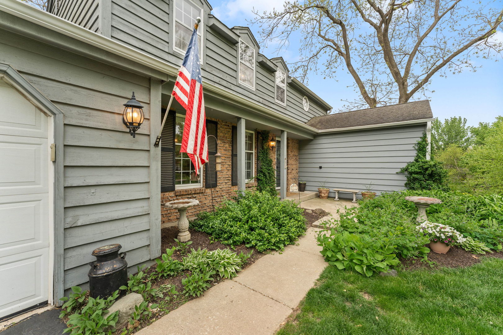635 Oakview Drive, Algonquin, IL 60102