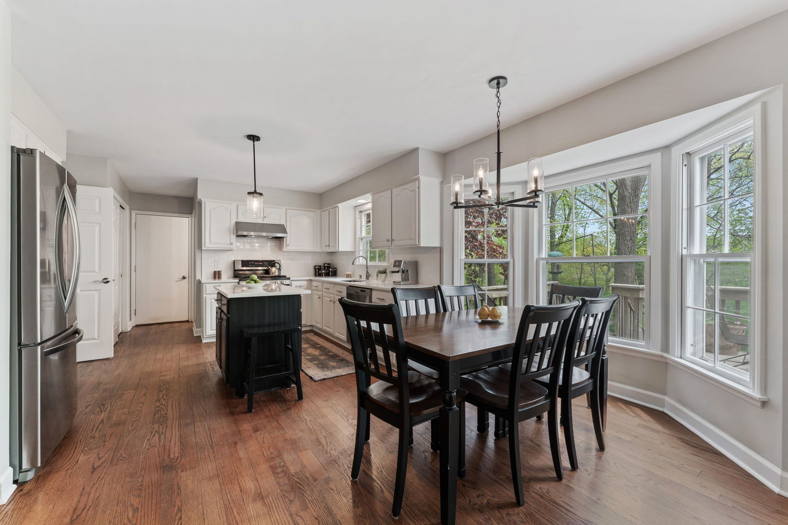 635 Oakview Drive, Algonquin, IL 60102