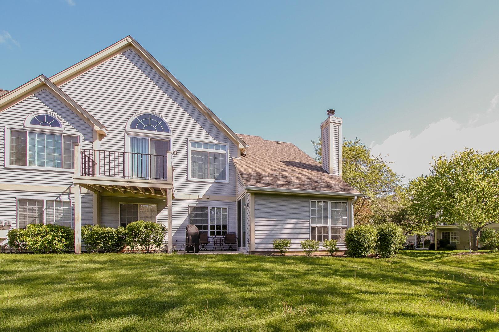 446 Cromwell Circle #1, Bartlett, IL 60103