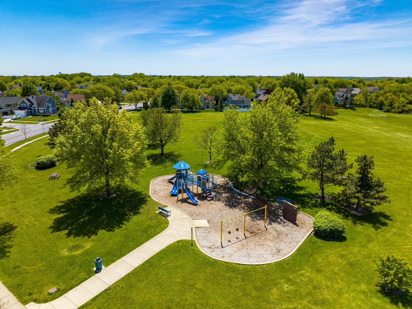 446 Cromwell Circle #1, Bartlett, IL 60103