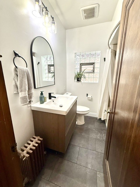 5230 N Liano Avenue, Chicago, IL 60630