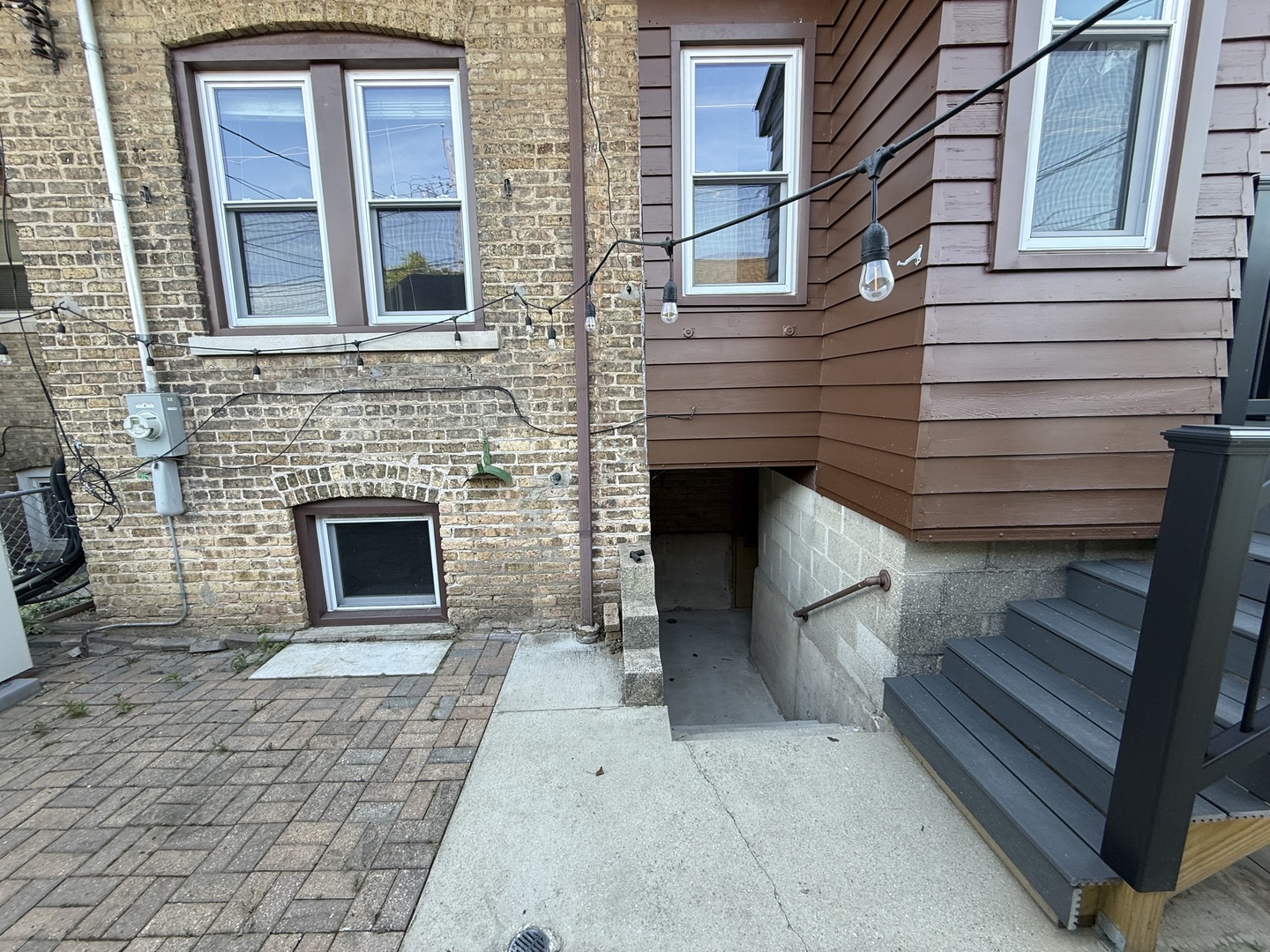 5230 N Liano Avenue, Chicago, IL 60630