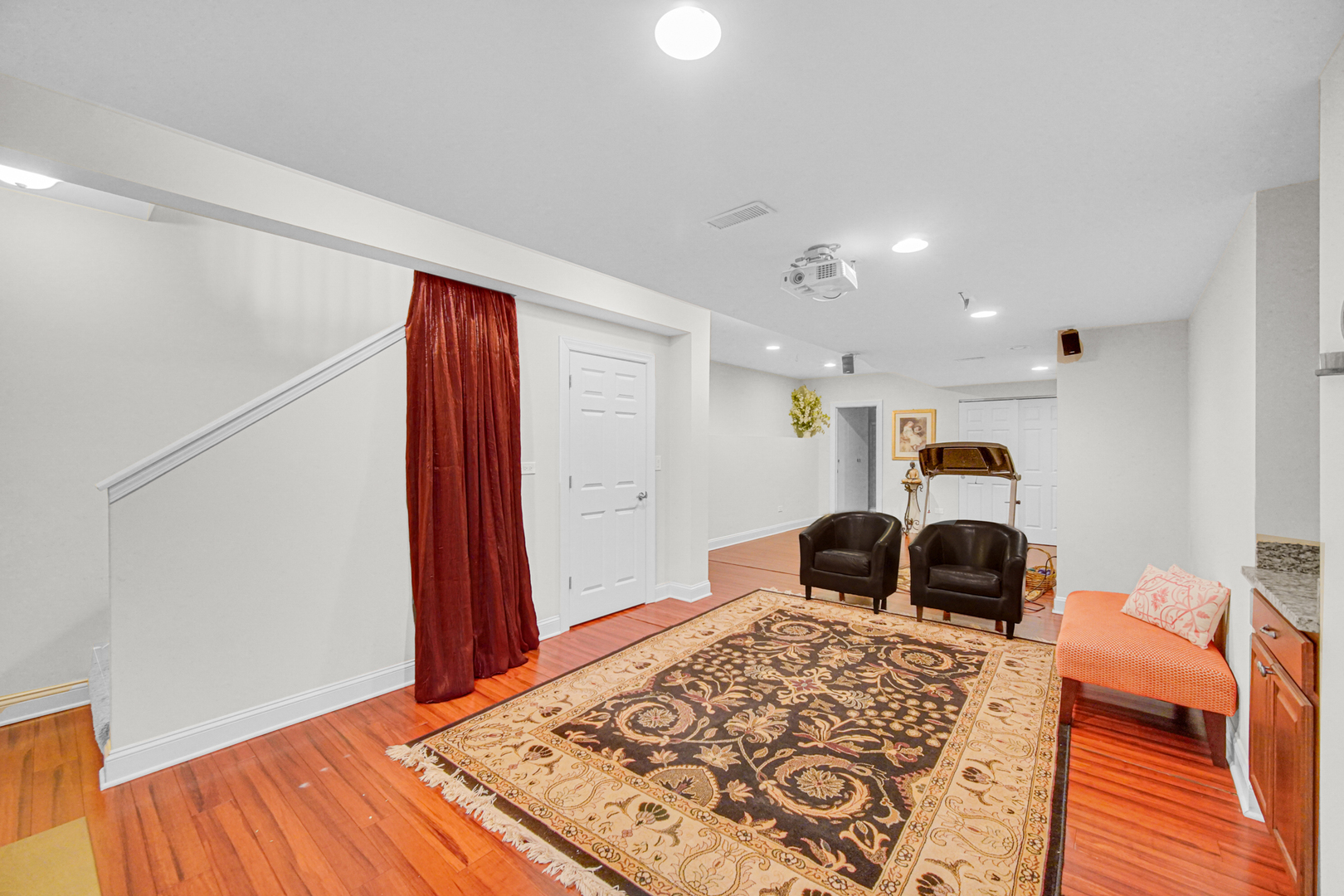 706 Wehrli Drive, Naperville, IL 60540