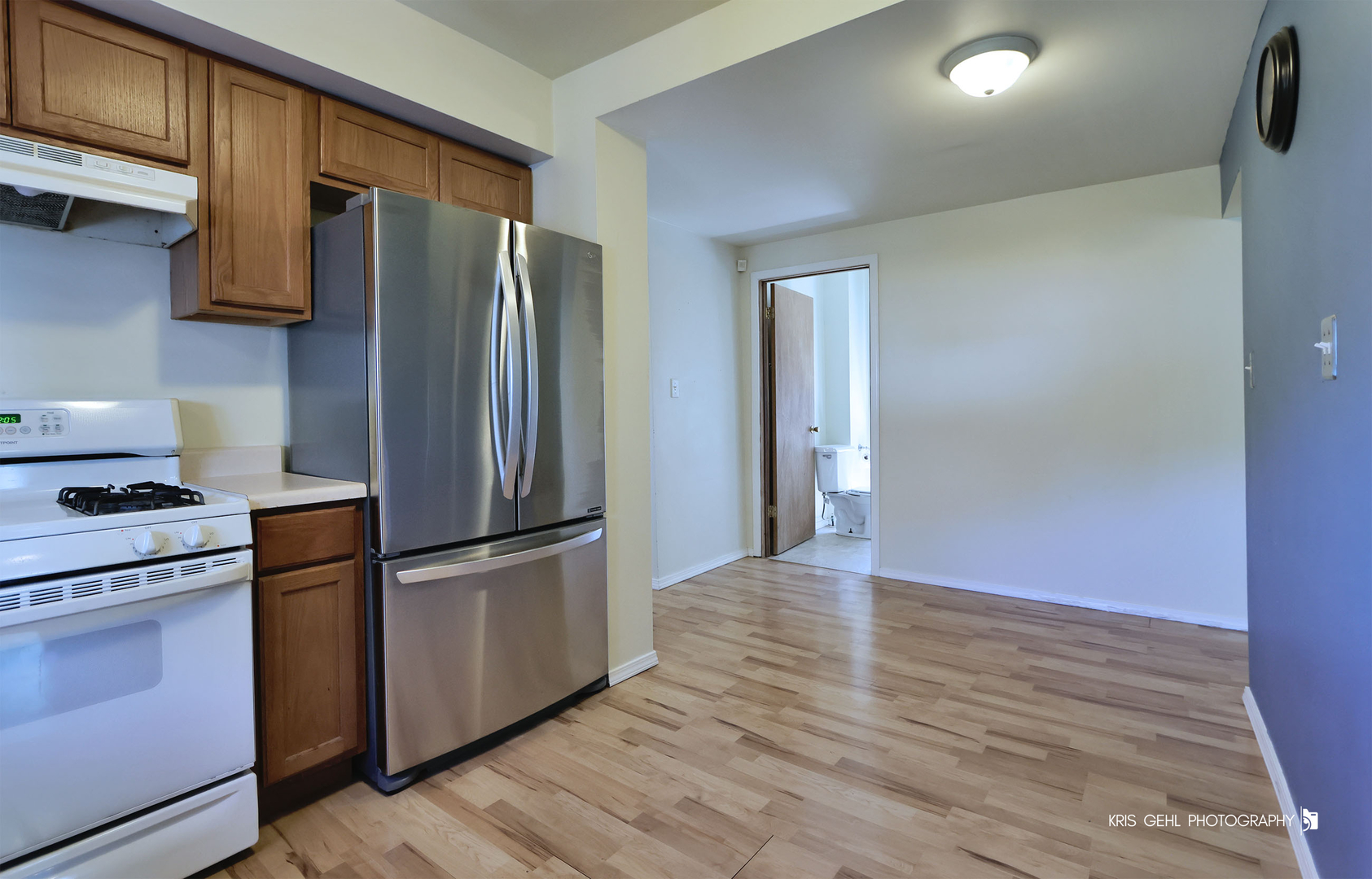 3233 Elisha Avenue, Zion, IL 60099