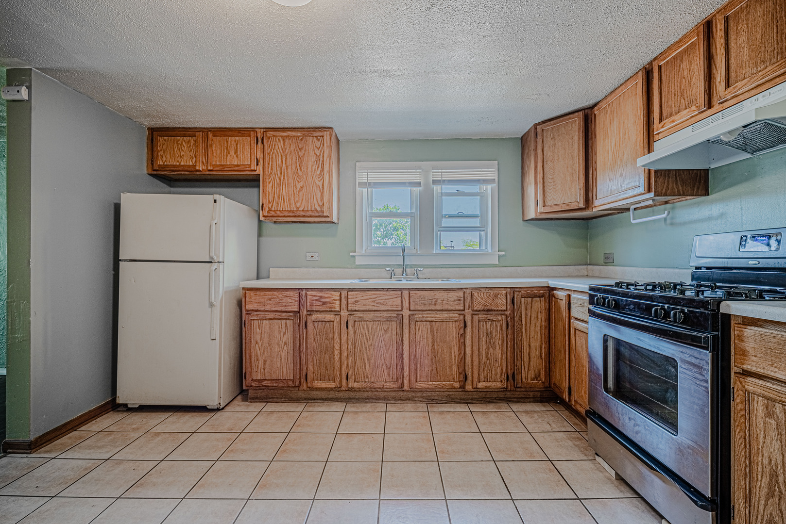 805 Audrey Nixon Boulevard, North Chicago, IL 60064