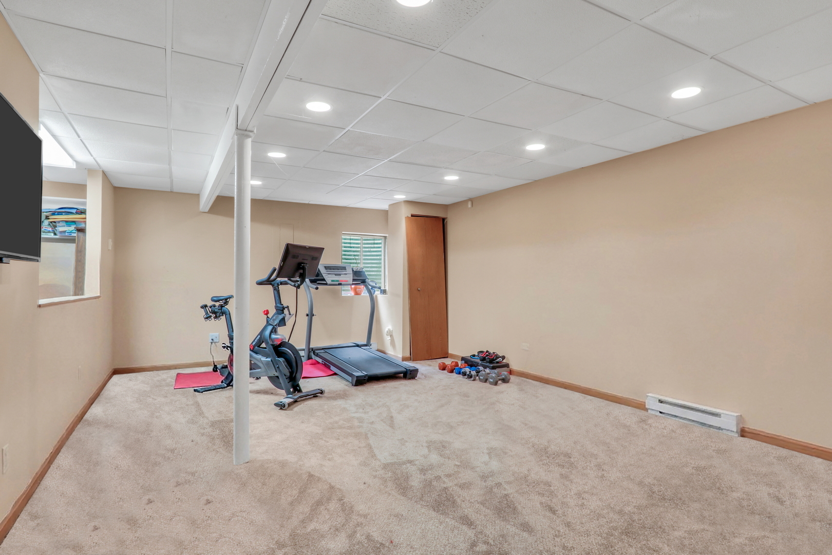 130 Lisk Drive, Hainesville, IL 60030