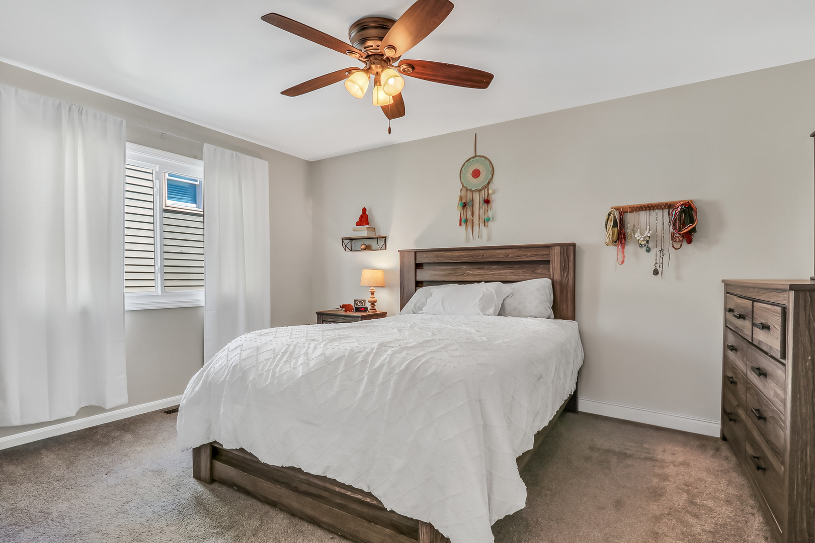 130 Lisk Drive, Hainesville, IL 60030