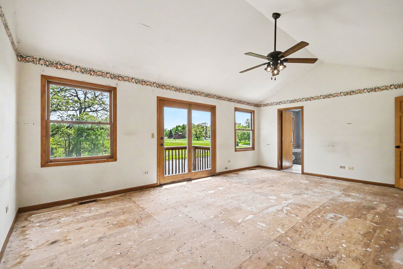 23115 S Hidden Lake Trail, Crete, IL 60417