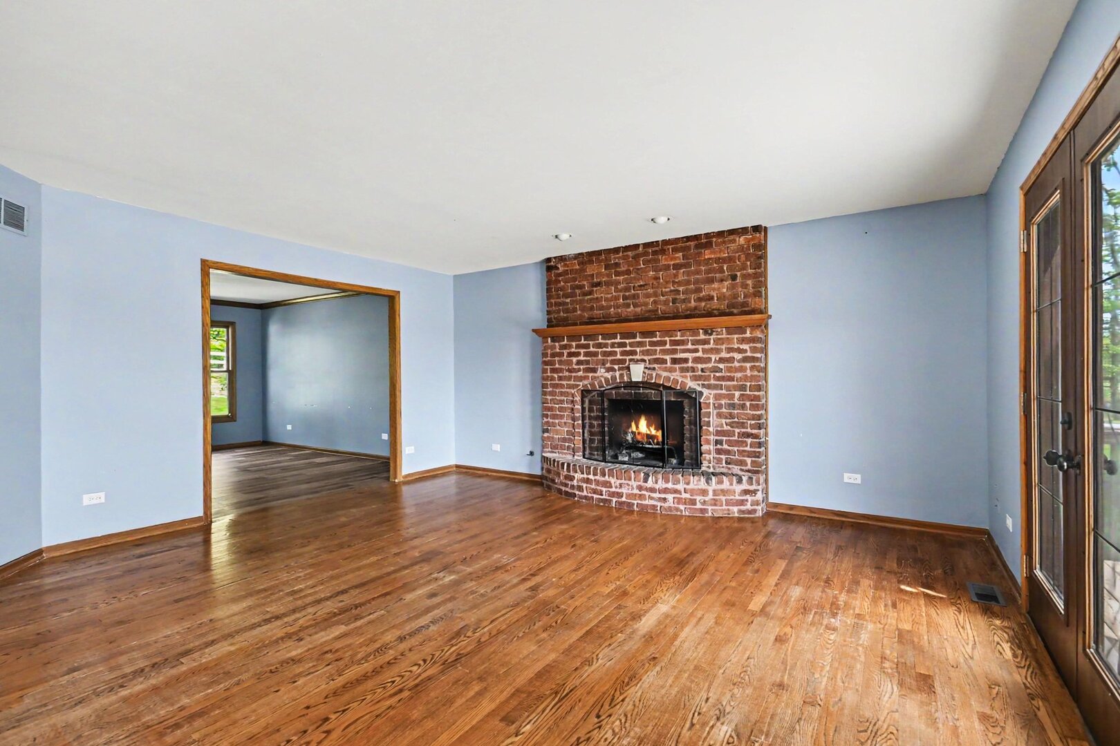 23115 S Hidden Lake Trail, Crete, IL 60417