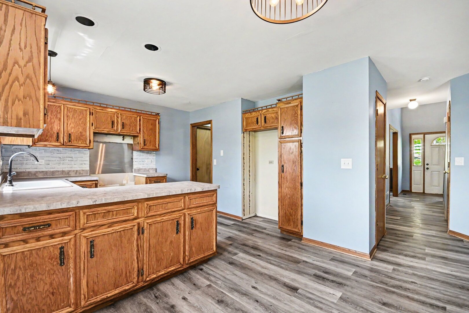23115 S Hidden Lake Trail, Crete, IL 60417