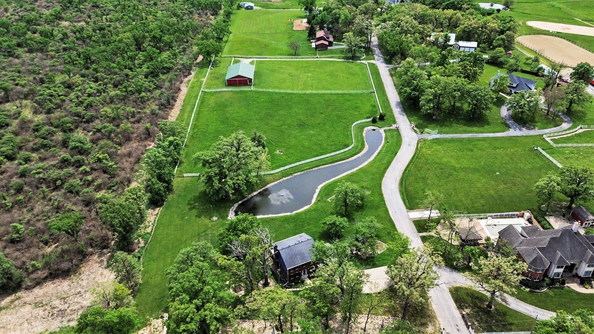23115 S Hidden Lake Trail, Crete, IL 60417