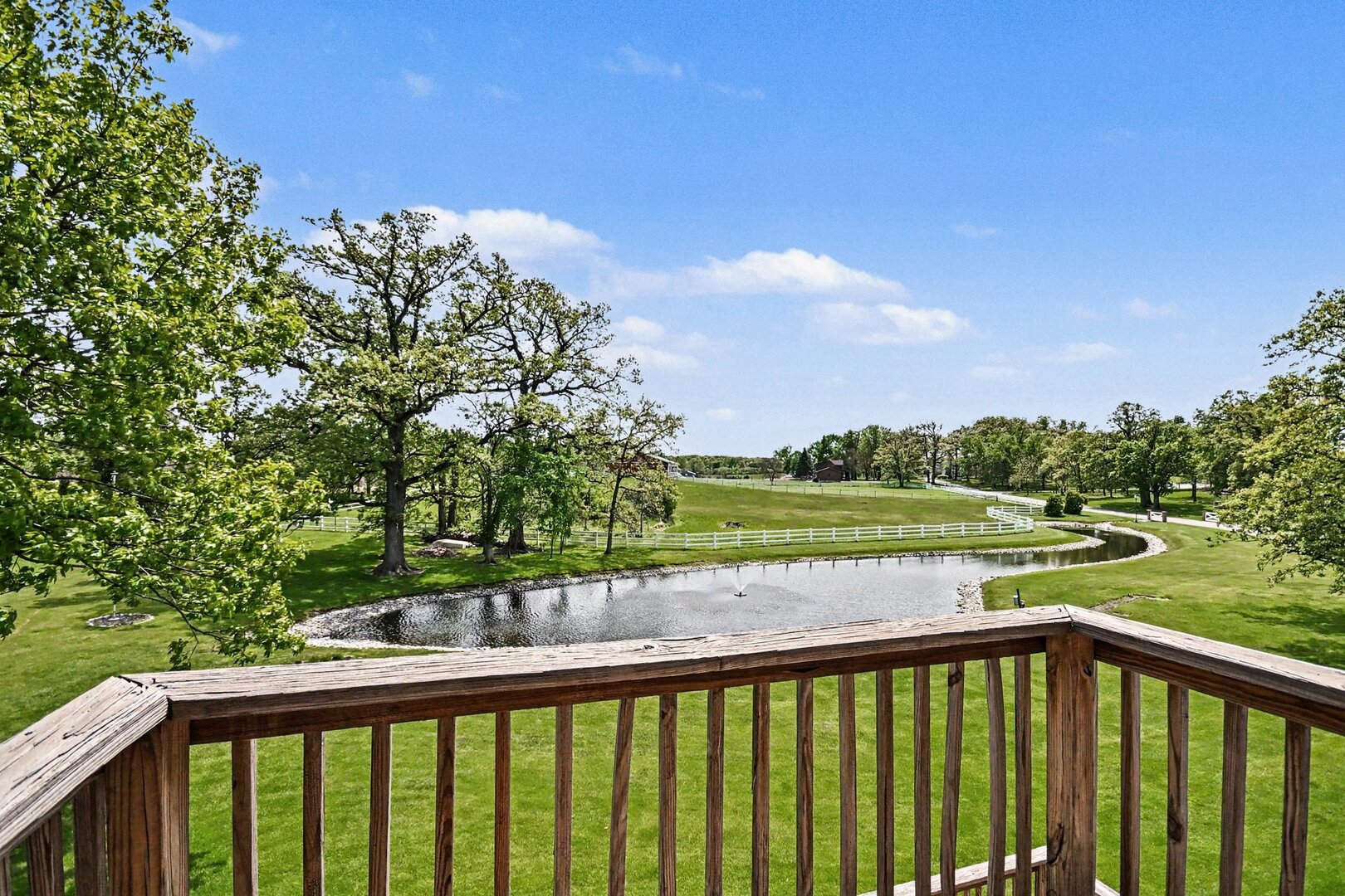 23115 S Hidden Lake Trail, Crete, IL 60417