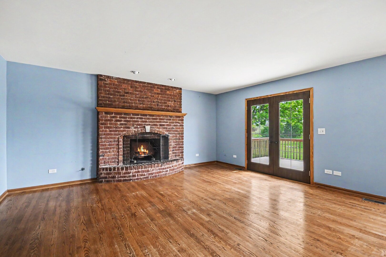 23115 S Hidden Lake Trail, Crete, IL 60417
