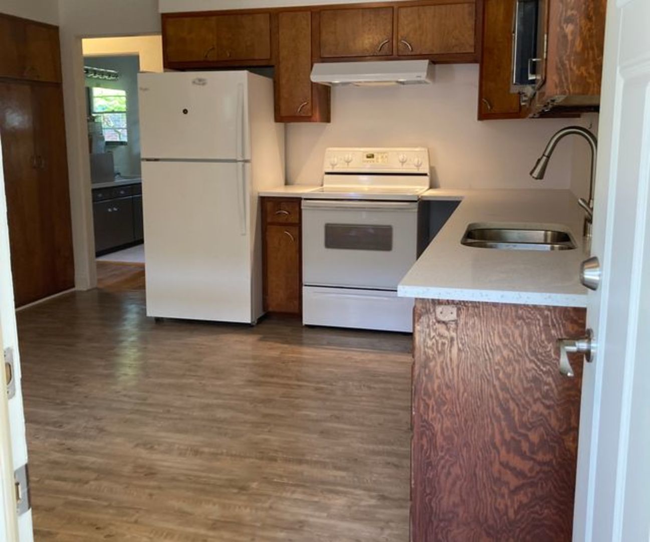 44 S JULIAN Street #44, Naperville, IL 60540