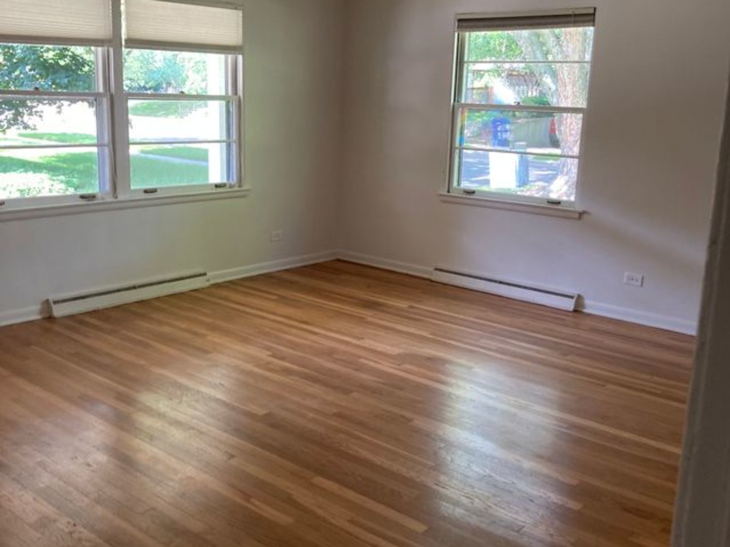 44 S JULIAN Street #44, Naperville, IL 60540