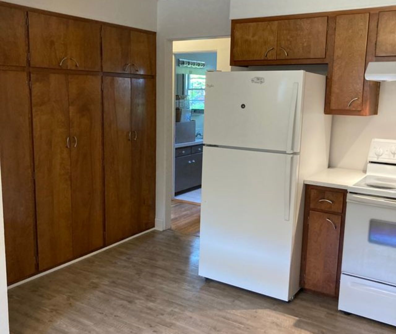 44 S JULIAN Street #44, Naperville, IL 60540