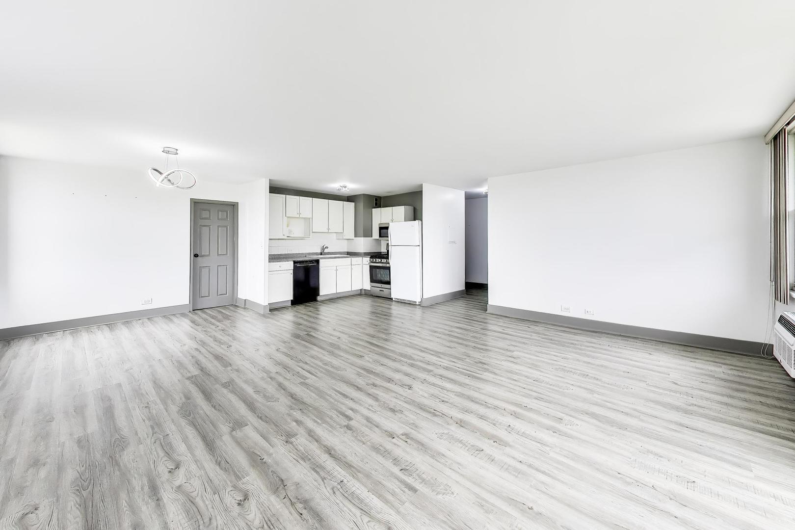 33 N Main Street #5B, Lombard, IL 60148