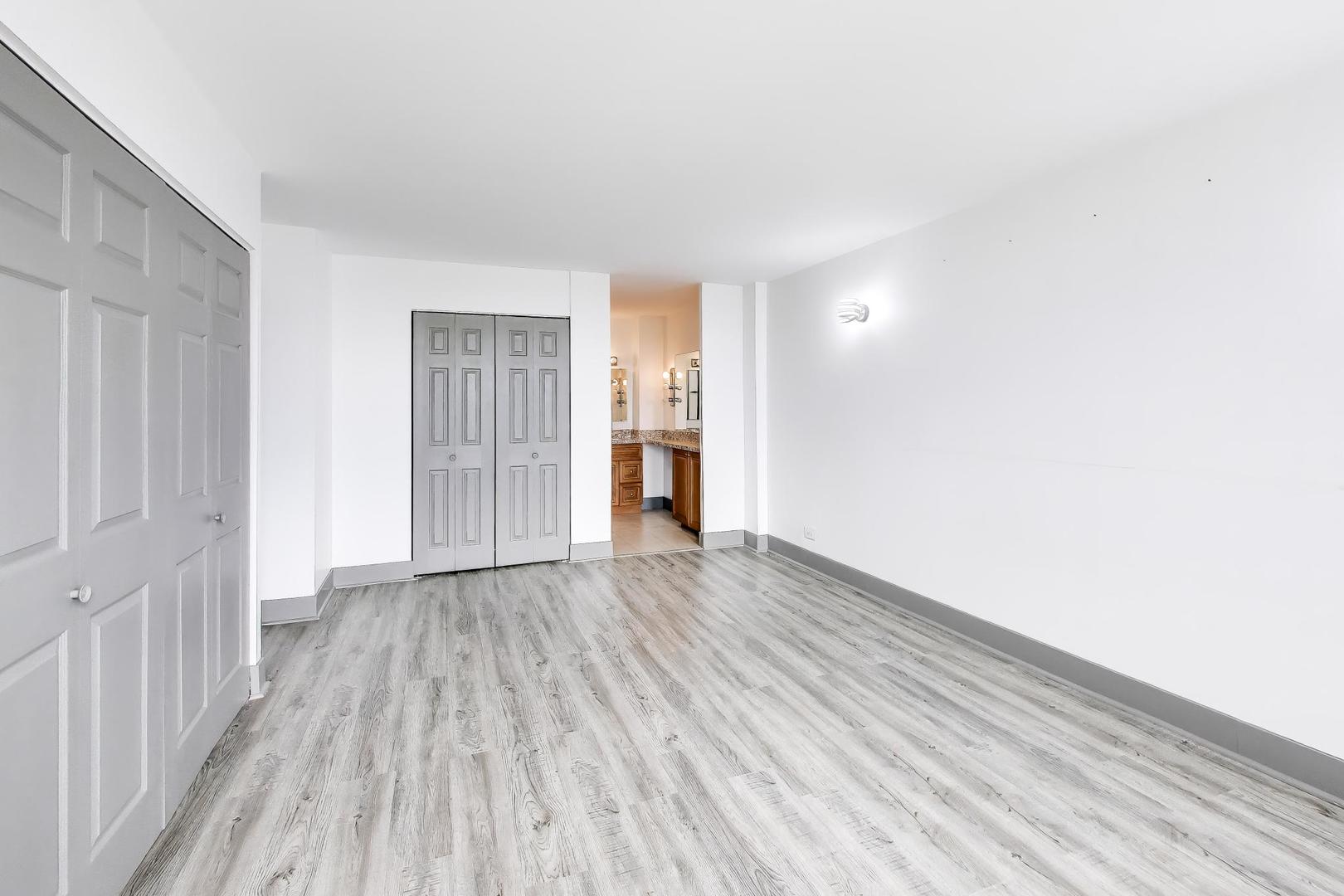 33 N Main Street #5B, Lombard, IL 60148