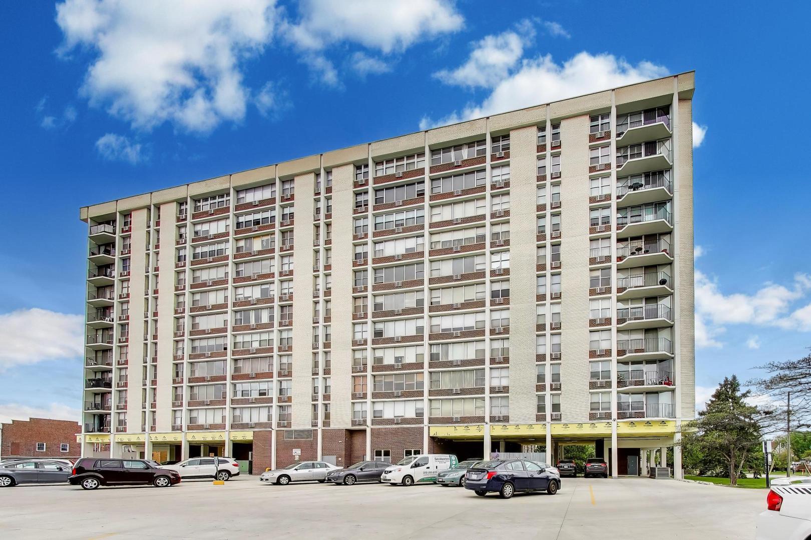 33 N Main Street #5B, Lombard, IL 60148