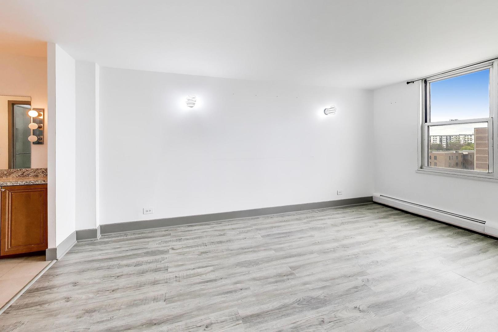 33 N Main Street #5B, Lombard, IL 60148