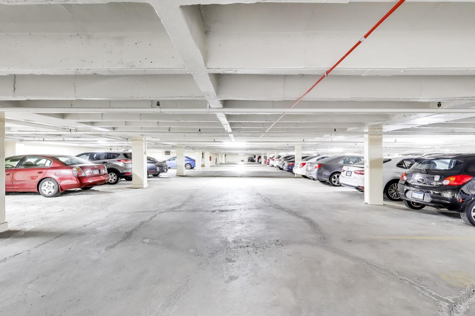 33 N Main Street #5B, Lombard, IL 60148
