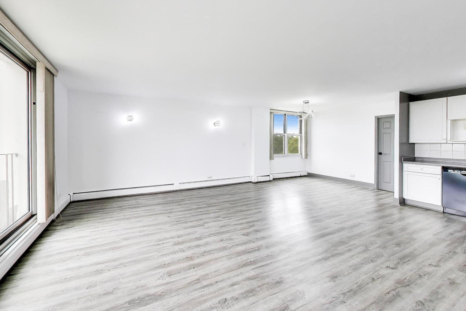 33 N Main Street #5B, Lombard, IL 60148
