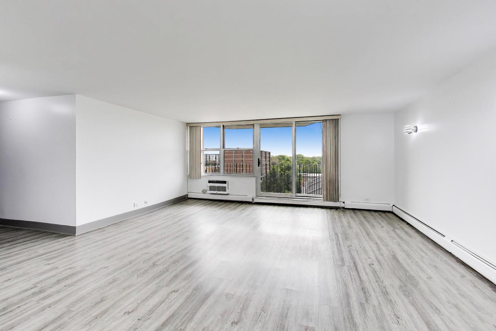 33 N Main Street #5B, Lombard, IL 60148