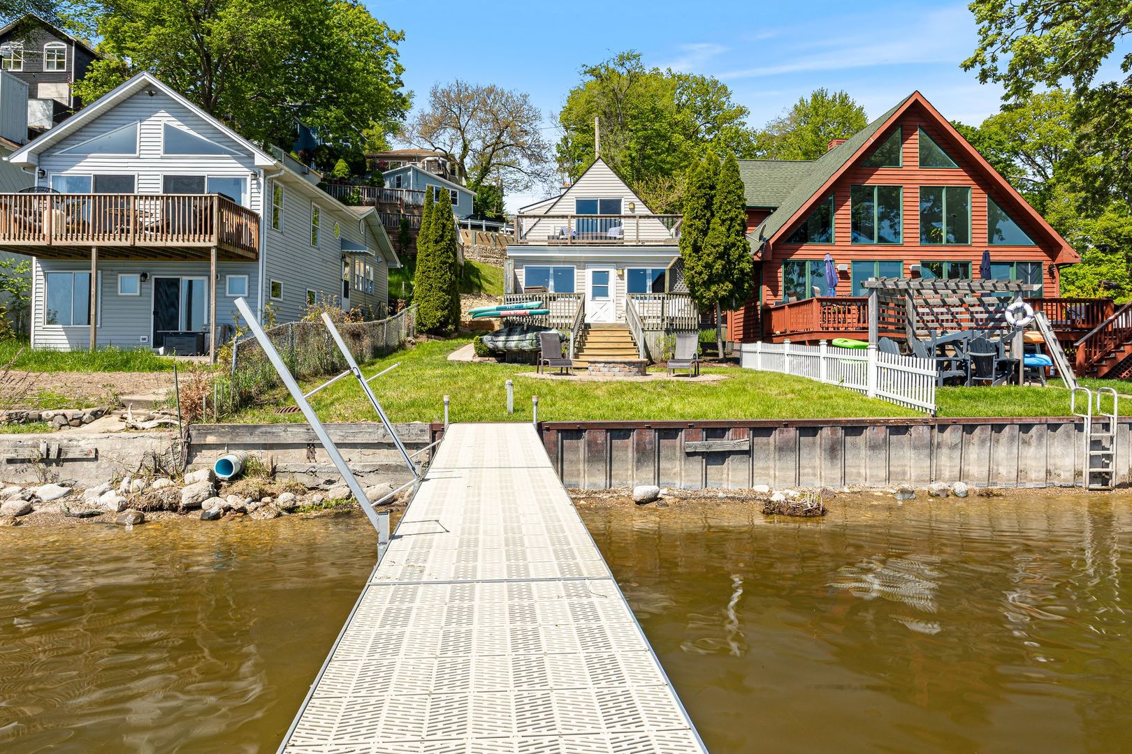 107 Hillside Court, Fox Lake, IL 60020