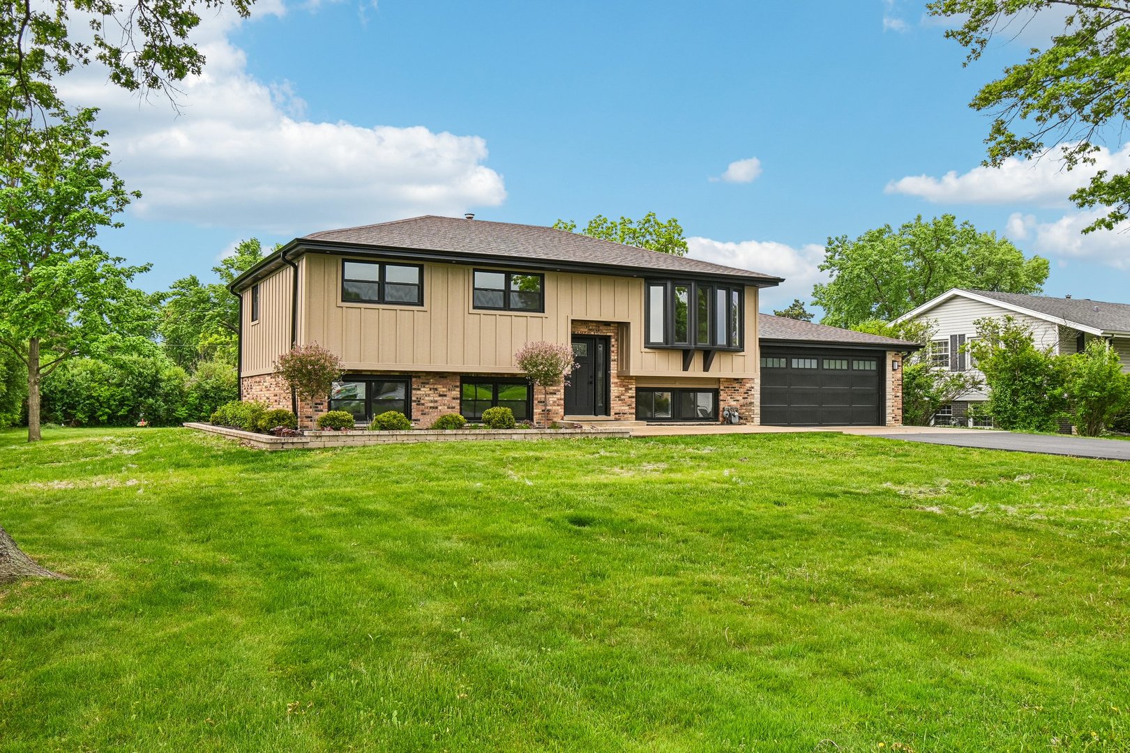 10521 Fitzsimmons Drive, Palos Park, IL 60464