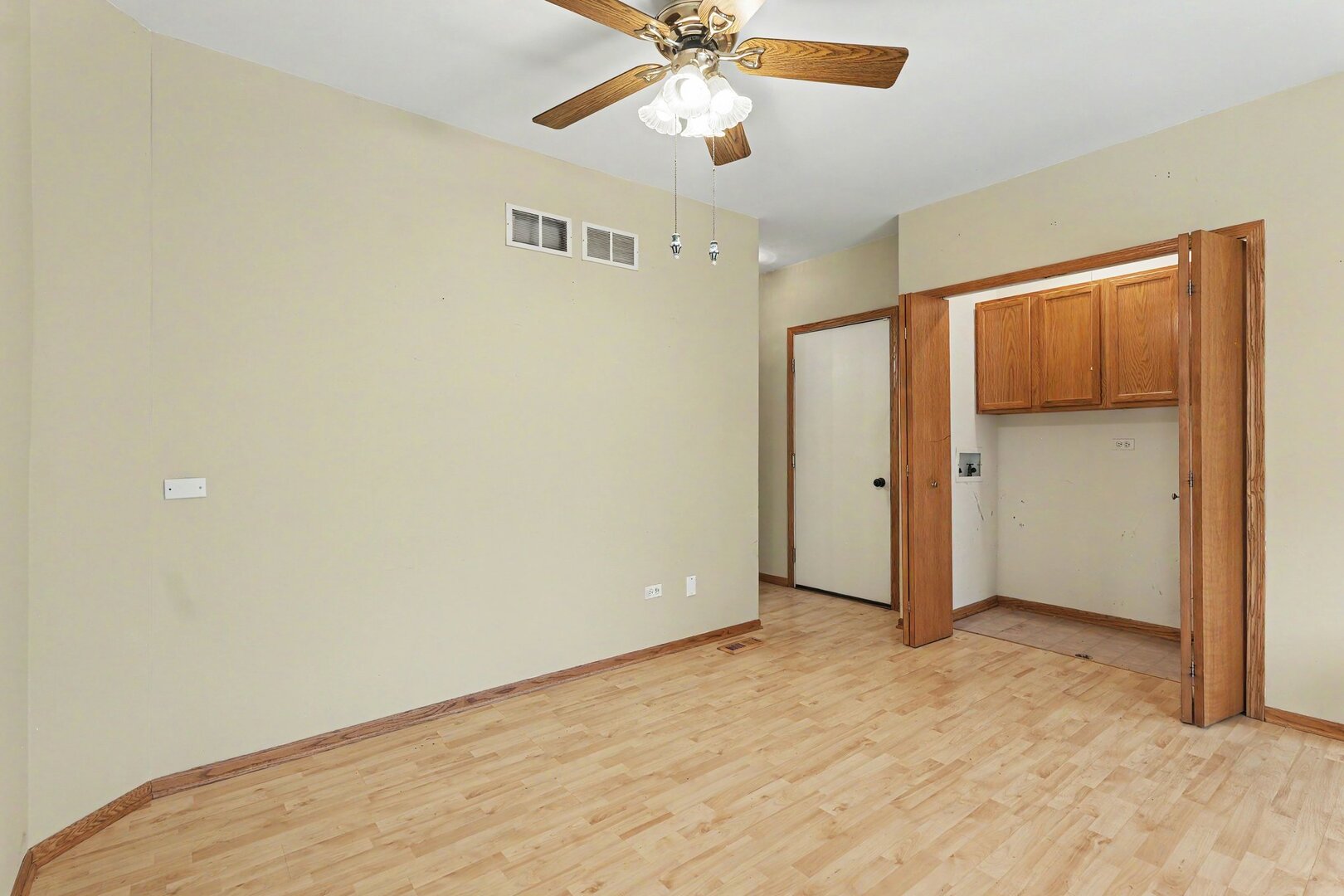 10948 Deblin Lane, Oak Lawn, IL 60453