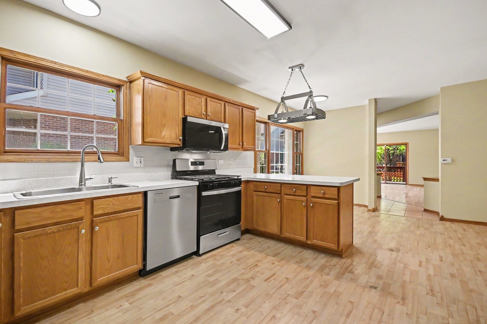 10948 Deblin Lane, Oak Lawn, IL 60453