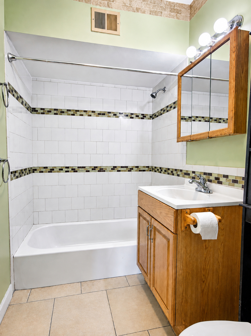 636 Union Avenue, Chicago Heights, IL 60411