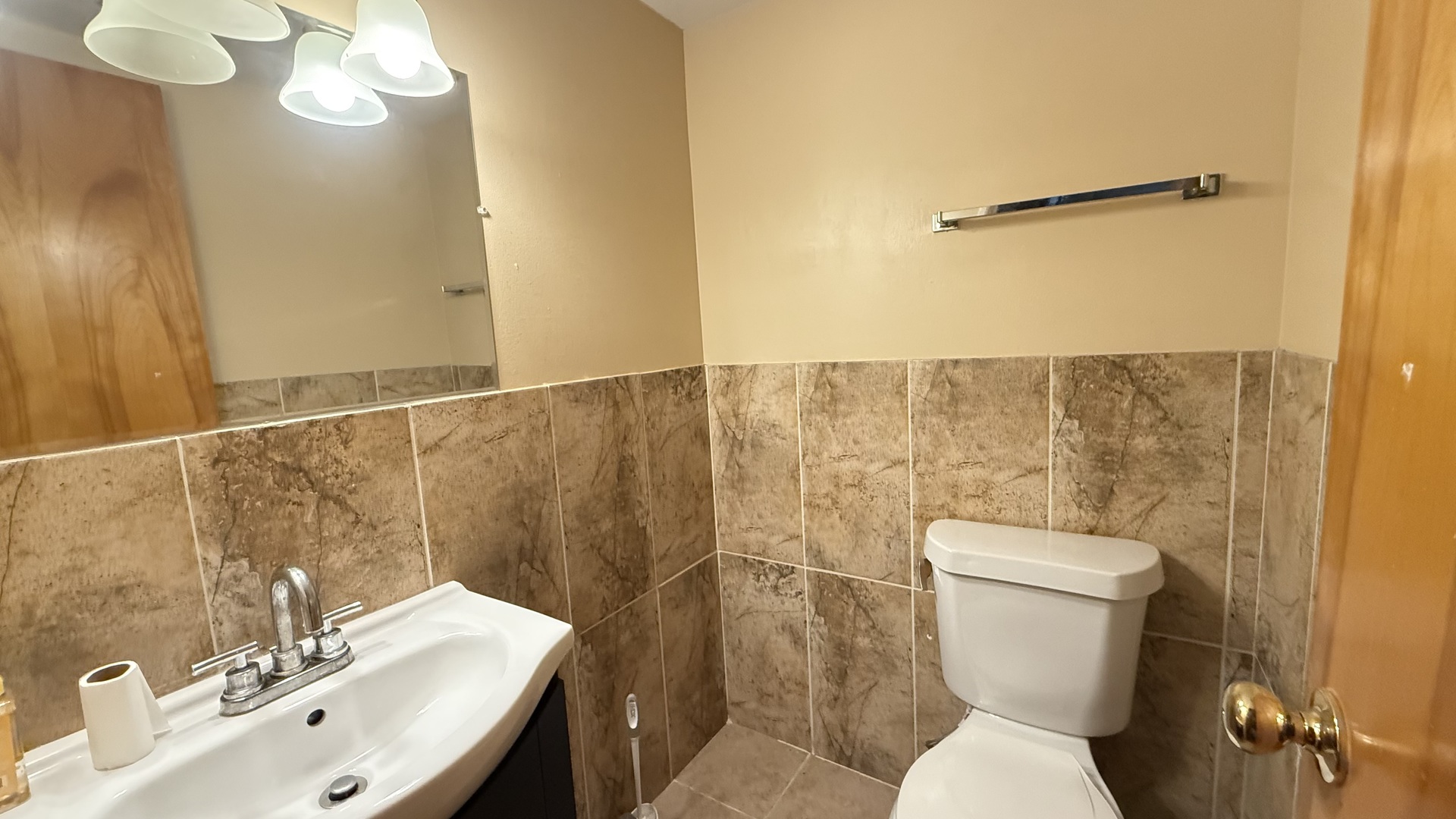 9745 S Karlov Avenue #304, Oak Lawn, IL 60453