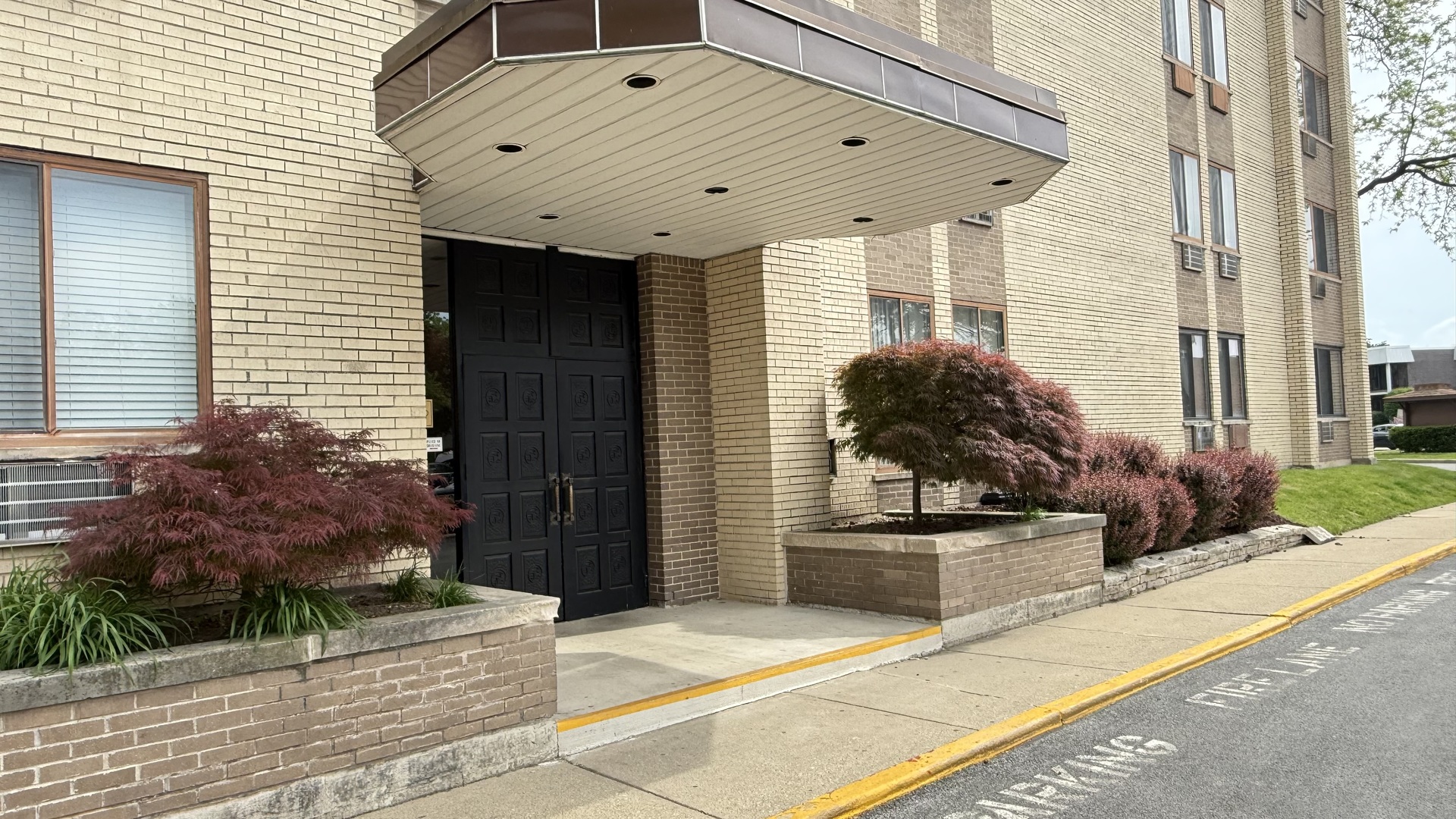 9745 S Karlov Avenue #304, Oak Lawn, IL 60453