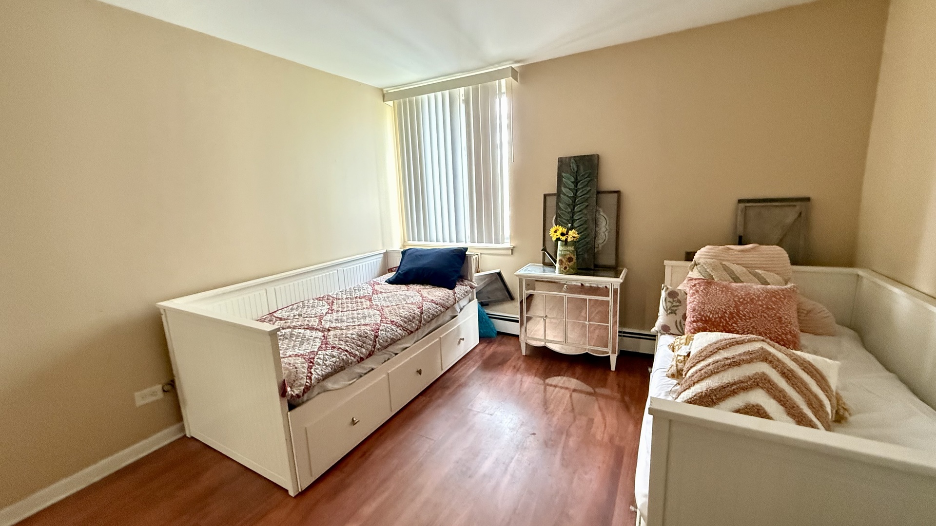 9745 S Karlov Avenue #304, Oak Lawn, IL 60453