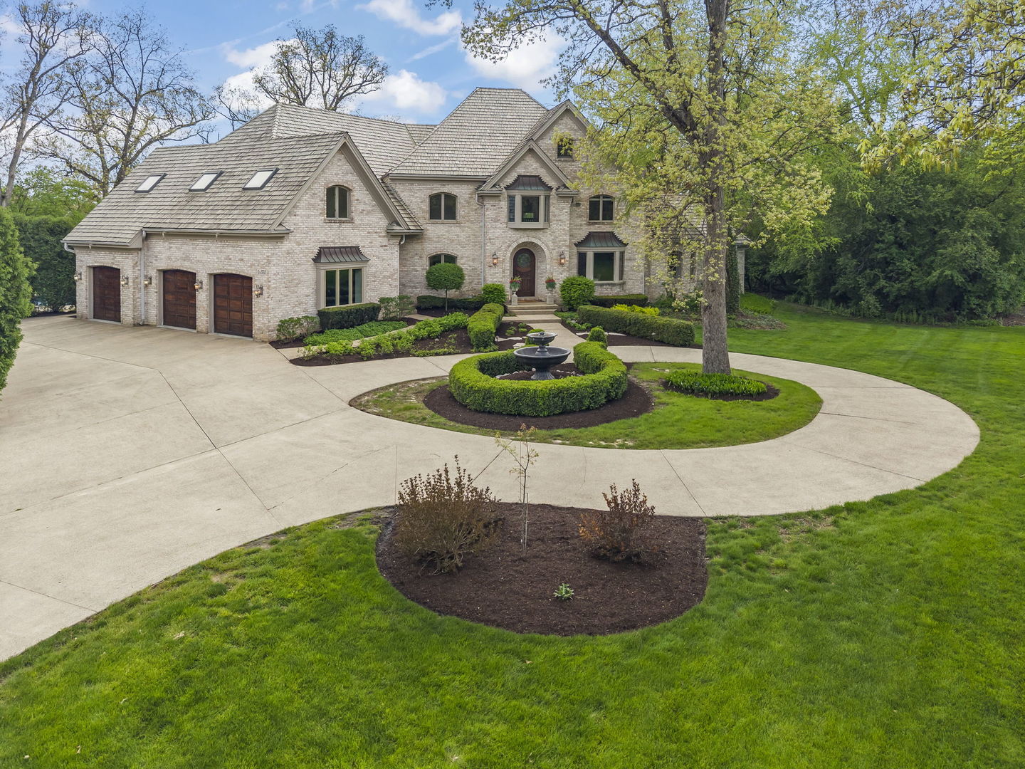 1S370 Winfield Road, Wheaton, IL 60189